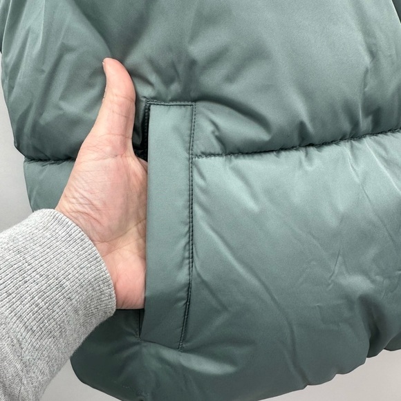 OLD NAVY LX2 boxy woman puffer gorpcore cropped athleisure activewear vest - Picture 4 of 13
